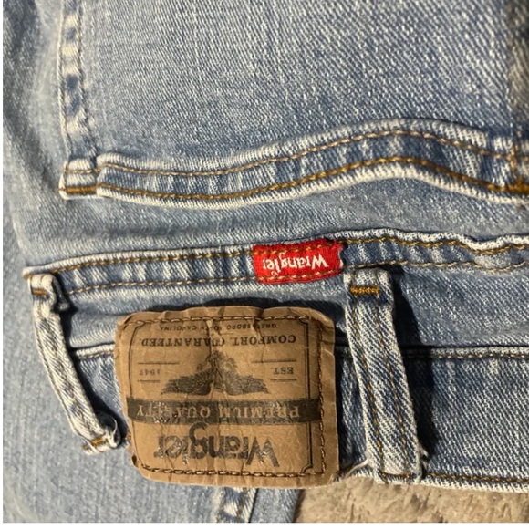 Wrangler Light Blue Denim Pants
34x30 - Picture 5 of 5